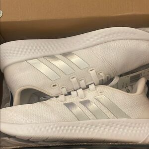 Brand new adidas sneakers never worn just don’t fit